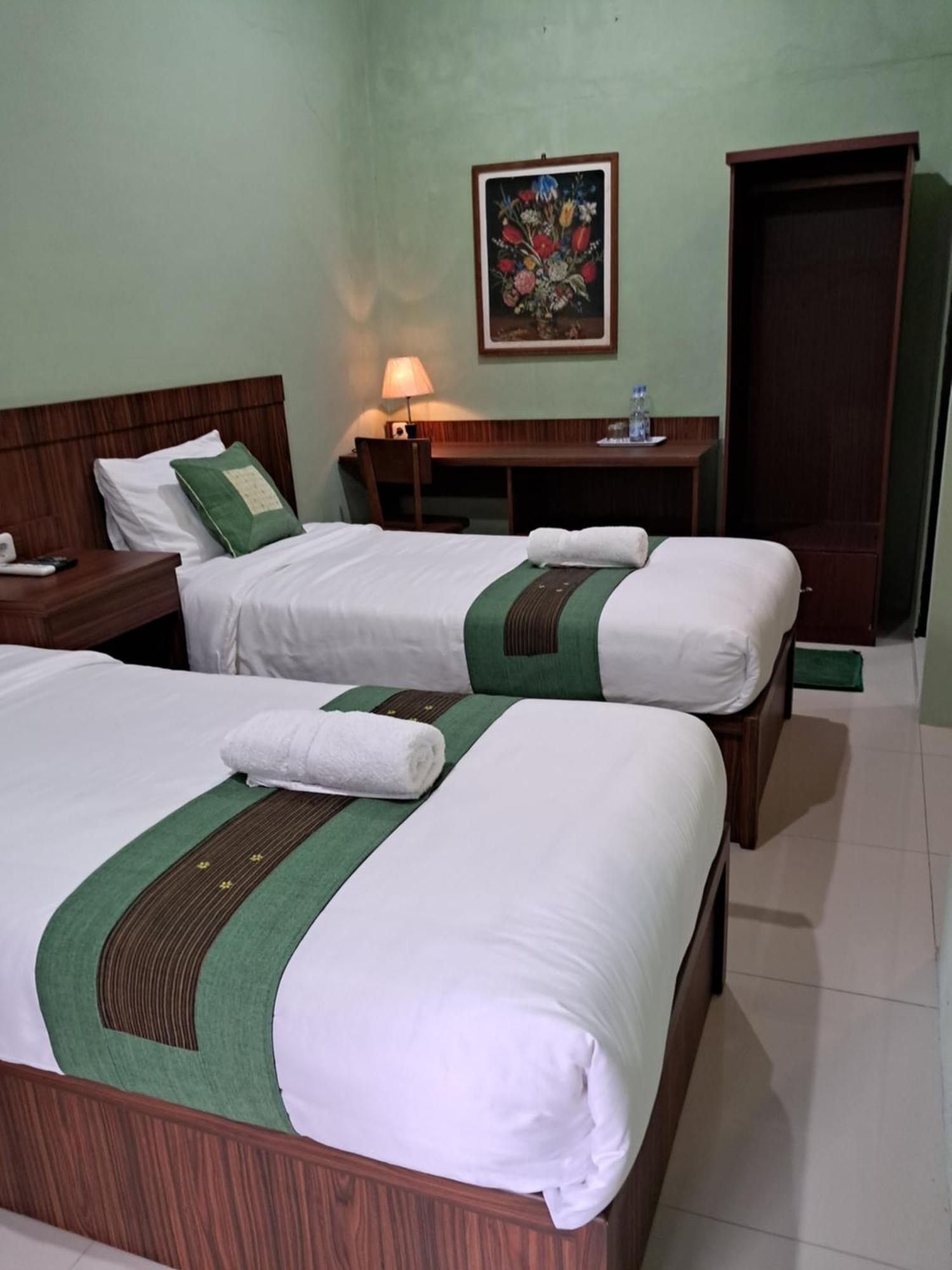 Griya Jene Homestay Syariah Ngabean 部屋 写真